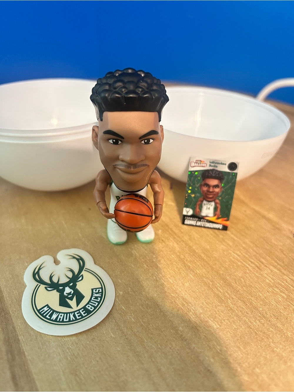 NBA Ballers Giannis Antetokounmpo Basketball Player Figure with Accessories